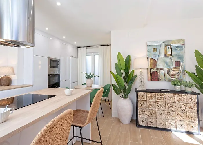 Genteel Plaza San Francisco Apartment *